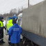 На въезде в Мурманск приезжающим вручают уведомления о самоизоляции - Телекомпания ТВ-21