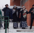 В Апатитах  посетителей городского рынка развлекали скоморохи и артисты - Hibiny.Com