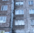 Убрали опасную ледяную глыбу с крыши дома спасатели в Апатитах - Сетевое издание Новости Мурманской области