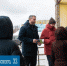 Жители домов на Достоевского обратили внимание на открытый колодец - Вечерний Мурманск