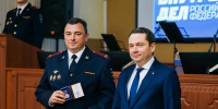 Губернатор Андрей Чибис поздравил сотрудников УМВД России по Мурманской области с профессиональным праздником - Мурманский вестник