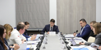 Руководитель фракции КПРФ в Мурманской областной Думе Александр Кементьев 20 ноября 2024 года принял участие в заседании комитета по строительству, благоустройству, энергетике и ЖКХ - Областная дума