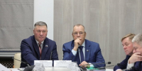 Профильные комитеты регионального парламента обсуждают проект областного бюджета на 2025 год - Арктик-ТВ