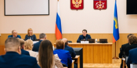 Губернатор Андрей Чибис обсудил параметры бюджета 2025 года с представителями фракций Мурманской областной Думы - Арктик-ТВ