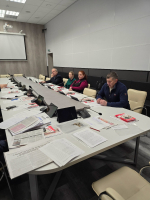 Руководитель фракции КПРФ в Мурманской областной Думе Александр Клементьев провел общее собрание депутатов КПРФ