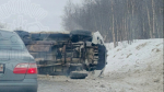 По дороге в Тулому перевернулась легковушка