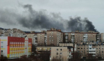 В Мурманске горит автосервис. Выезд на объездную дорогу перекрыт