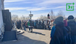 Мурманчане выстроились в огромную очередь