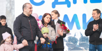 Губернатор Андрей Чибис поздравил работников химической отрасли с профессиональным праздником - Арктик-ТВ