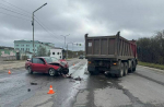 ДТП в Североморске закончилось госпитализацией водителя