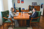 Губернатор Андрей Чибис обсудил со своим заместителем Ольгой Вовк вопросы благоустройства и реновации ЗАТО