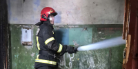 13 спасателей тушили пожар в нежилом доме Мурманска - SeverPost.ru