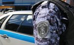 В Мурманске росгвардейцы задержали дебошира, повредившего имущество бара