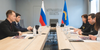 Губернатор Андрей Чибис с депутатом Госдумы Артёмом Метелевым обсудили вопросы реализации в регионе национальных программ в сфере молодёжной политики - Арктик-ТВ