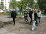 В Североморске в детском саду «Якорек» продолжается обустройство игровой площадки «Правила дорожного движения»