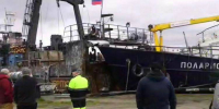 Прокуратура проверяет инцидент с траулером в порту Мурманска - Мурманский вестник