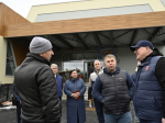 В Североморске завершаются отделочные работы и благоустройство территории муниципального бассейна