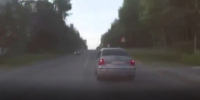 В Мурманске автоинспекторы остановили пьяного водителя с помощью табельного оружия - ИА B-Port.Com