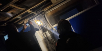 В Мурманске поздним вечером пожарные спасли от уничтожения «деревяшку» - Мурманский вестник