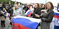 В Мурманске с размахом отпраздновали День флага России - Мурманский вестник