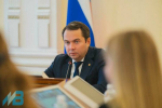 Андрей Чибис поручил детально проработать вопрос занятий спортсменов на время закрытия Центрального бассейна