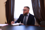 В областной Думе проходит стажировка участников программы "Герои Севера"