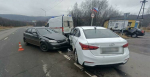 Водитель «Hyundai-Solaris» поплатился здоровьем за неправильный разворот на автоподъезде к Североморску