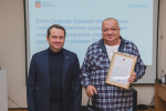 Держат марку
