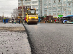 На проблемном проспекте Героев-североморцев в Мурманске начали укладку асфальта