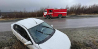 В Кировске «Лада Гранта» не разъехалась со столбом - Мурманский вестник