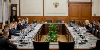 Губернатор Андрей Чибис и министр транспорта России Андрей Никитин обсудили масштабные проекты развития транспортного комплекса Мурманской области - Правительство Мурманской области