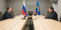 Губернатор Андрей Чибис поздравил Ивана Лебедева со вступлением в должность главы Мурманска - Мурманский вестник