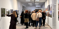 В Мурманске открылась фотовыставка, посвящённая итогам волонтёрского экологического сезона в Арктике - Министерство информационной политики