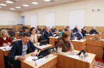 В Думе состоялись рабочие встречи Губернатора области Андрея Чибиса с депутатами фракций регионального парламента