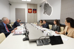 В Думе состоялись рабочие встречи Губернатора области Андрея Чибиса с депутатами фракций регионального парламента