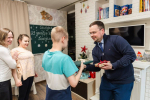 «Елка желаний» помогает исполнить мечты юных северян