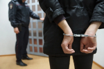 В Мурманске 18-летней девушке грозит пожизненный срок за попытку поджога призывного пункта
