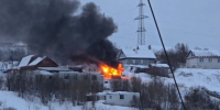 Очевидцы сообщают о пожаре в Мурманске [видео] - SeverPost.ru