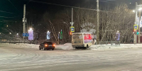 Маршрутка протаранила ограждение в Мурманске - SeverPost.ru
