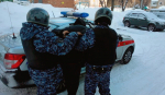 В Мурманске росгвардейцы задержали мужчину, находящегося в розыске