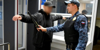 Итоги-2025: приставы Мурманской области выявили у посетителей судов более 1,5 тысячи запрещенных предметов - Арктик-ТВ
