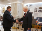 Уважаемые земляки, 20 февраля в Мурманском областном театре кукол принял участие в торжественном открытии фотовыставки "Отец Героя России" в рамках II Открытого творческого фестиваля "Zа СВОих", посвященного Специальной военной операции