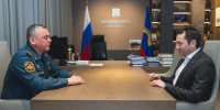 Губернатор Андрей Чибис провёл рабочую встречу с начальником МЧС России по Мурманской области Дмитрием Плотниковым - Правительство Мурманской области
