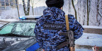 В Коле сотрудники Росгвардии в ходе плана «Перехват» задержали мужчину, скрывавшегося от правоохранительных органов - Росгвардия