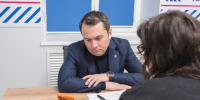 Встречи с северянами позволяют не только решать конкретные проблемы, но и чувствовать реальную жизнь в регионе: губернатор Андрей Чибис провёл личный приём граждан - Арктик-ТВ