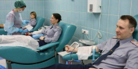 Сотрудники заполярного УФСИН отметили профессиональный праздник донорской акцией - Мурманский вестник