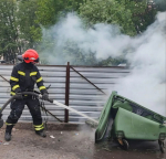 В Мурманской области ночью полыхали мусорные баки