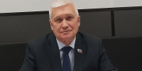 Уважаемые земляки, 16 апреля принял участие в заседаниях профильных комитетов Мурманской областной Думы по бюджету, финансам, налогам и экономике; по законодательству государственному строительству и местному самоуправлению - Областная дума