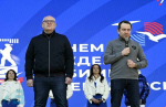 «Характер, сила, стержень, воля - это о североморцах», - губернатор Андрей Чибис со сцены поздравил флотскую столицу с юбилеем