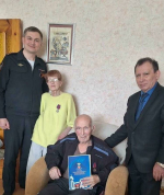 Полицейские Мурманской области навестили ветерана органов внутренних дел - жителя блокадного Ленинграда